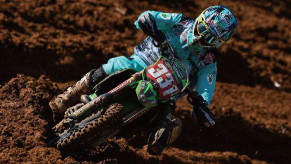 AMBASSADOR Q&A プロレーサー新井 宏彰